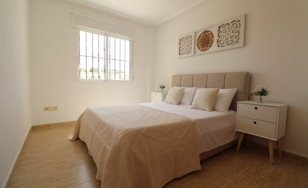 Resale - Chalet - Algorfa - Montemar
