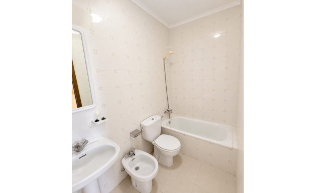 Resale - Apartment - Alicante - Alicante (Costa Blanca)