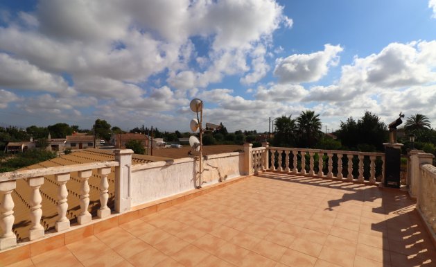 Resale - Country property  - Almoradí - Heredades - Country