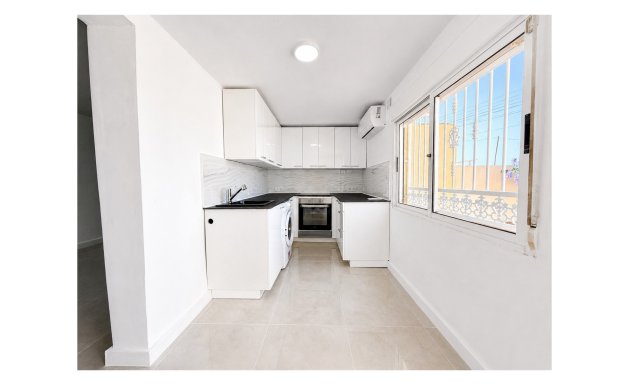 Resale - Ground Floor Bungalow - Torrevieja - La Siesta - El Salado - Torreta