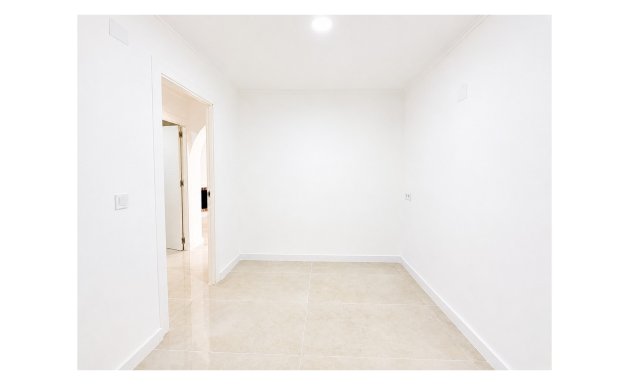 Resale - Ground Floor Bungalow - Torrevieja - La Siesta - El Salado - Torreta