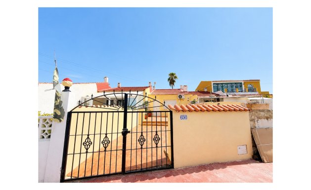 Resale - Ground Floor Bungalow - Torrevieja - La Siesta - El Salado - Torreta