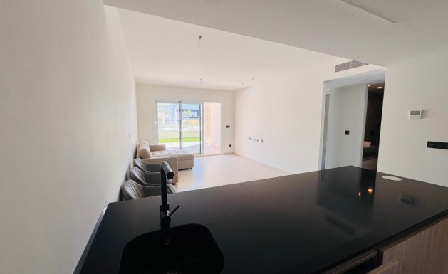 Resale - Apartment - Guardamar del Segura - El Raso