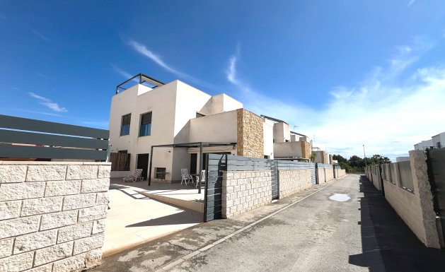 Resale - Semi Detached - Ciudad Quesada - Pueblo Bravo