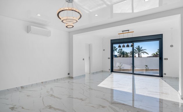Resale - Villa - Ciudad Quesada - Rojales