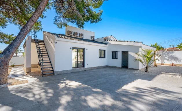 Resale - Villa - Ciudad Quesada - Rojales