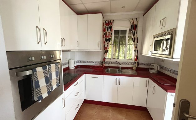 Herverkoop - Detached villa - Algorfa - Montebello