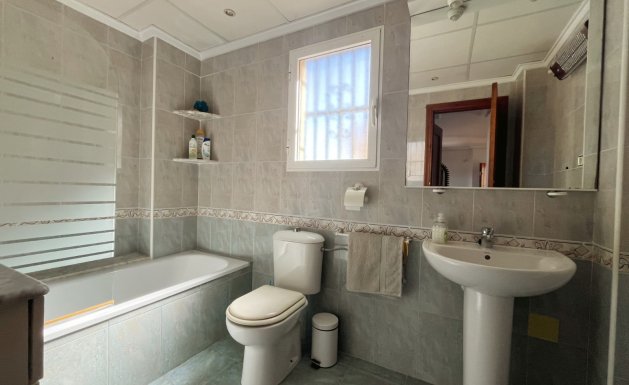 Herverkoop - Detached villa - Algorfa - Montebello