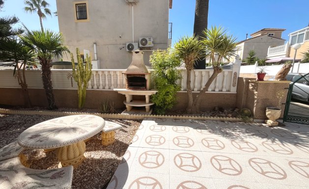 Herverkoop - Detached villa - Algorfa - Montebello