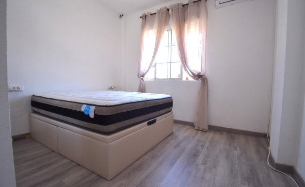Resale - Detached villa - Orihuela Costa - Playa Flamenca