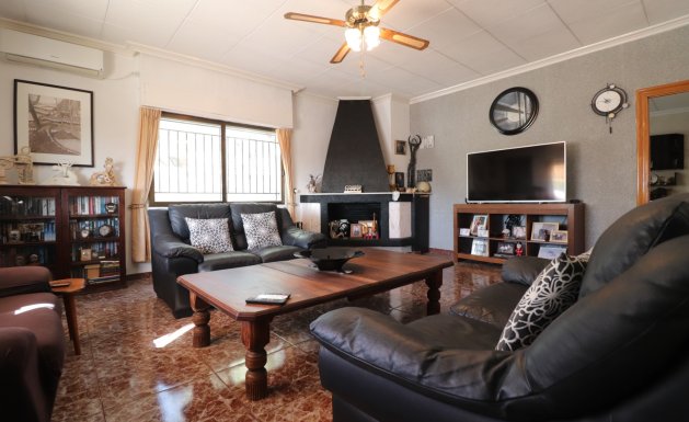 Resale - Country property  - Crevillente - Crevillente - Country