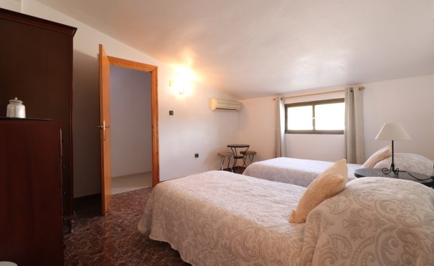 Resale - Country property  - Crevillente - Crevillente - Country