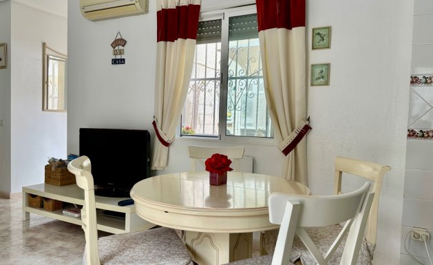 Resale - Semi Detached Villa - Ciudad Quesada - La Marquesa Golf