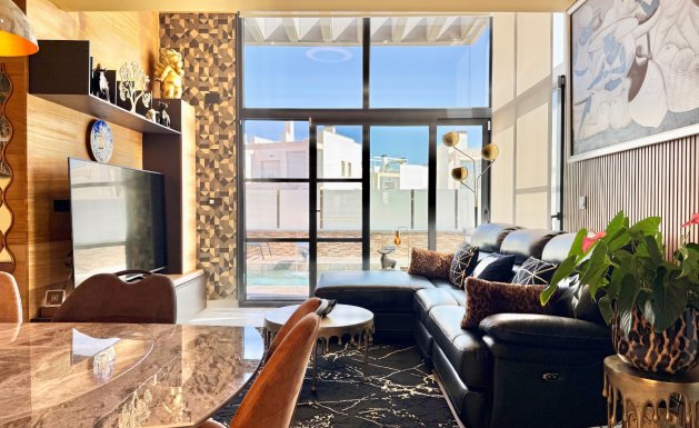 Resale - Villa - Orihuela Costa - Cabo Roig