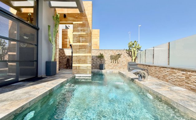 Resale - Villa - Orihuela Costa - Cabo Roig