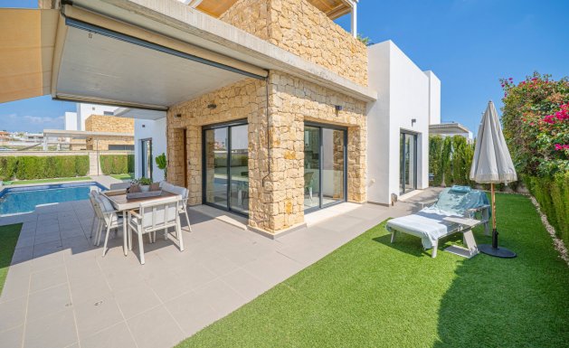 Reventa - Villa - Ciudad Quesada - Lo pepin