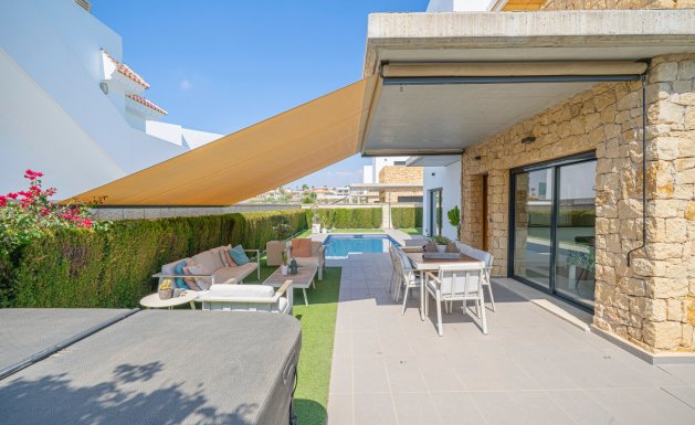 Reventa - Villa - Ciudad Quesada - Lo pepin