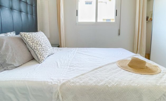 Resale - Semi Detached - Torrevieja - La Siesta - El Salado -  Torreta
