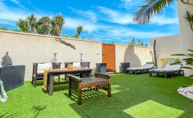 Resale - Semi Detached - Torrevieja - La Siesta - El Salado -  Torreta