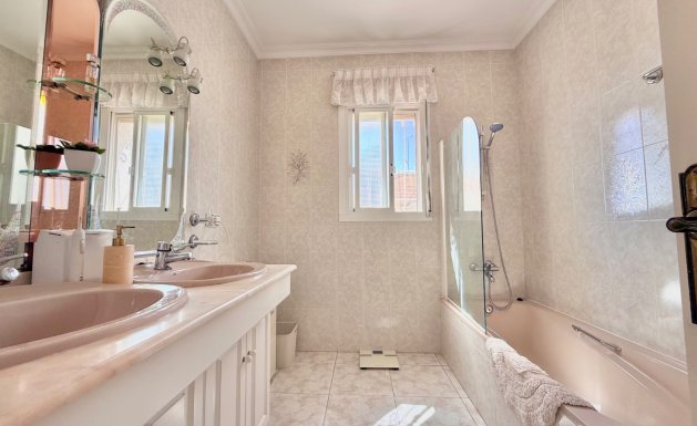 Reventa - Villa - Ciudad Quesada - Centro de la Ciudad Quesada