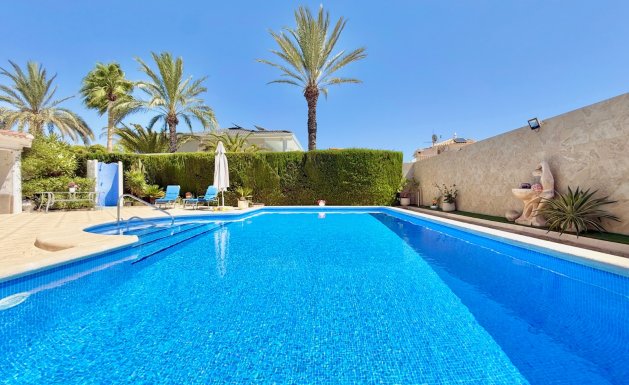 Reventa - Villa - Ciudad Quesada - Centro de la Ciudad Quesada