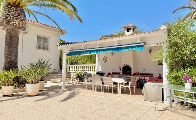 Reventa - Villa - Ciudad Quesada - Centro de la Ciudad Quesada