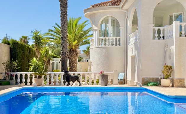 Reventa - Villa - Ciudad Quesada - Centro de la Ciudad Quesada