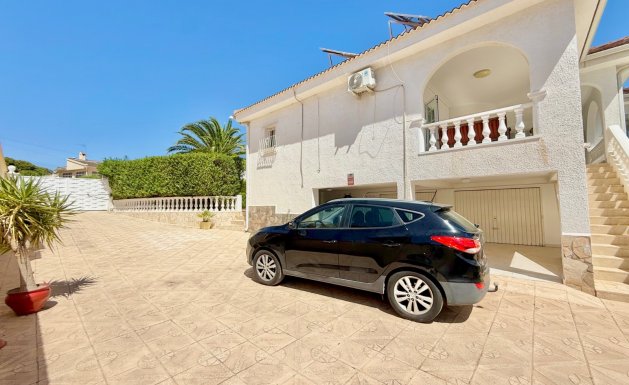 Reventa - Villa - Ciudad Quesada - Centro de la Ciudad Quesada
