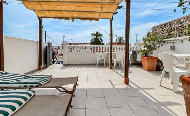 Resale - Chalet - Torrevieja - La Siesta - El Salado -  Torreta