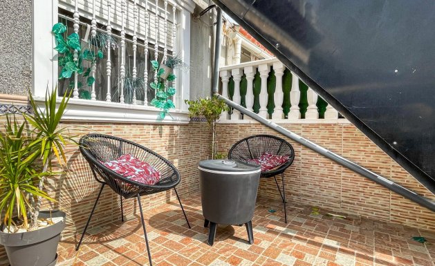 Resale - Chalet - Torrevieja - La Siesta - El Salado -  Torreta