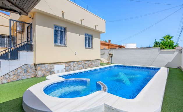 Herverkoop - Detached villa - Ciudad Quesada - Center