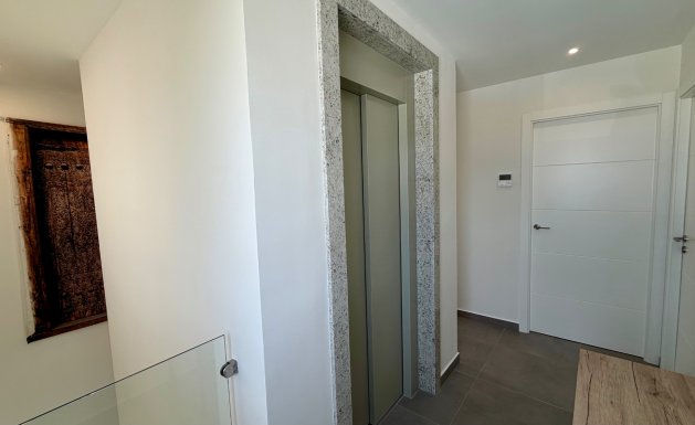 Resale - Villa - La Marina