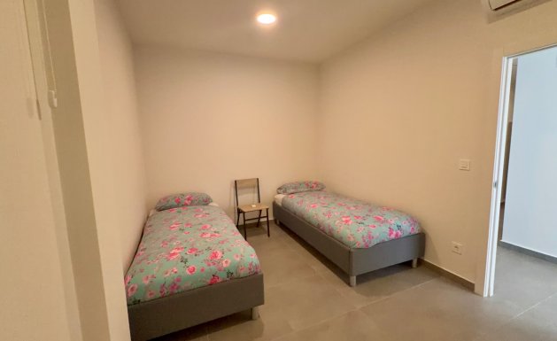 Resale - Villa - La Marina