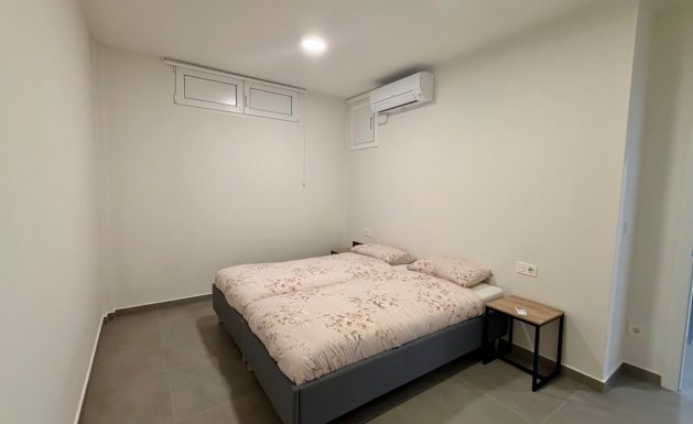 Resale - Villa - La Marina