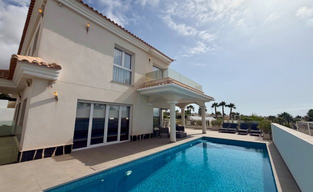 Resale - Villa - La Marina