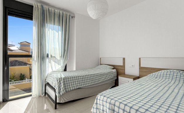 Resale - Apartment - Orihuela Costa - La Zenia