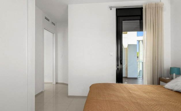 Resale - Apartment - Orihuela Costa - La Zenia