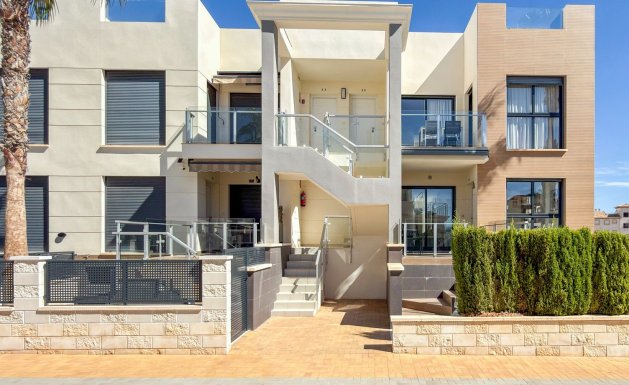 Resale - Apartment - Orihuela Costa - La Zenia