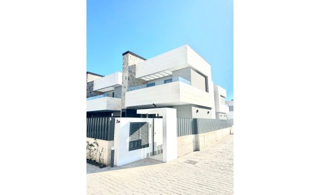 Resale - Villa - Los Alcázares - Santa Rosalía