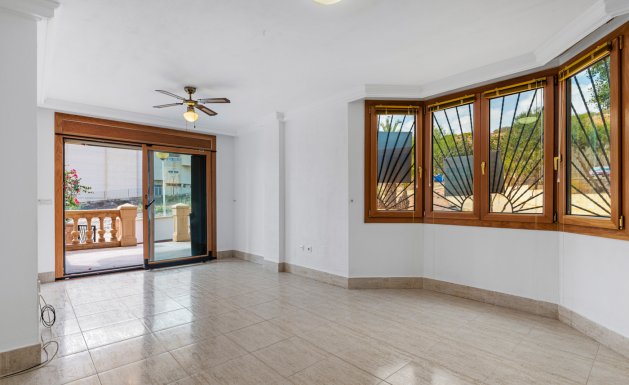 Resale - Apartment - Guardamar del Segura