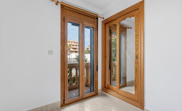 Resale - Apartment - Guardamar del Segura