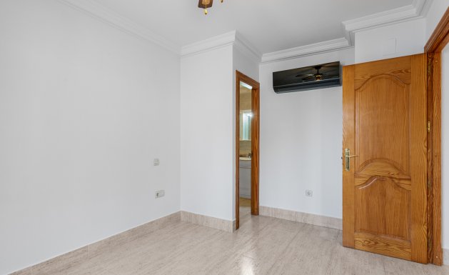 Resale - Apartment - Guardamar del Segura