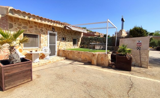 Resale - Detached House / Villa - Crevillente