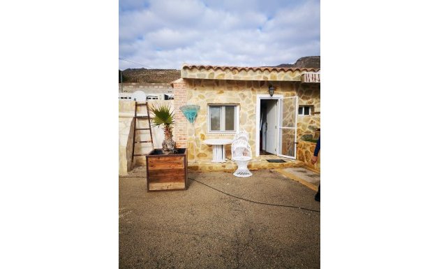 Resale - Detached House / Villa - Crevillente