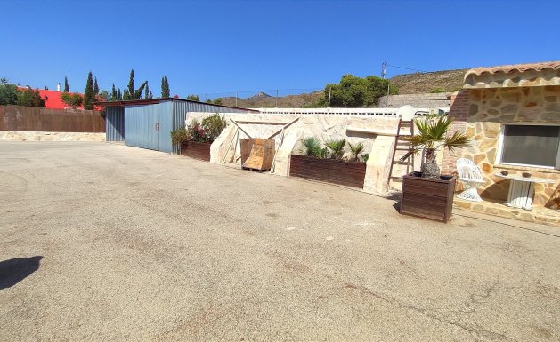 Resale - Detached House / Villa - Crevillente