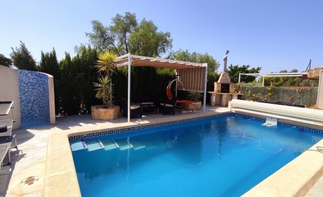 Resale - Detached House / Villa - Crevillente