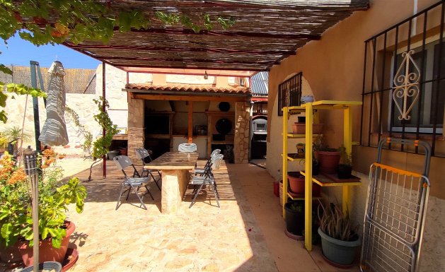 Resale - Detached House / Villa - Crevillente