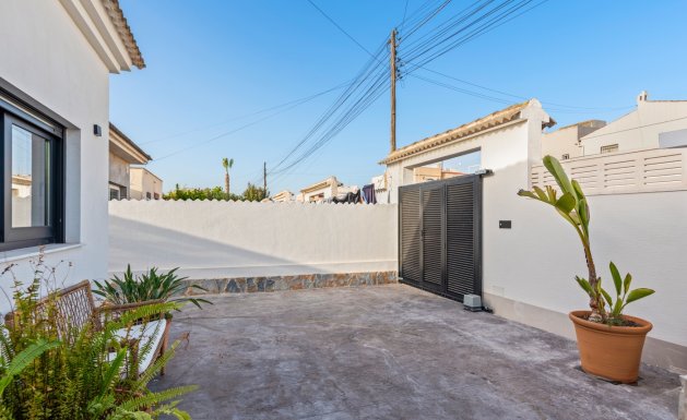 Reventa - Villa - Torrevieja - El chaparral