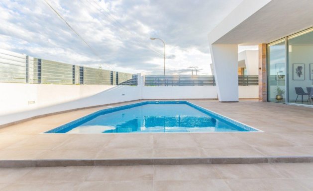 Obra nueva - Villa - Torrevieja - Torreta florida