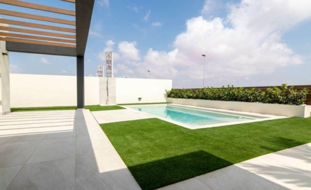 Obra nueva - Villa - Torrevieja - Los Altos